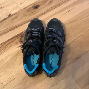 Clip in bike shoes with peddles by  Bontrager